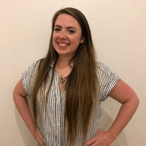 Meet your Posher, Alexis